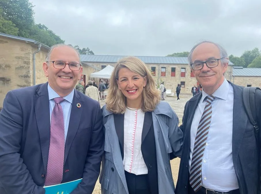 Yolanda Díaz presenta el Manifiesto de la Economía Social en Santiago de Compostela