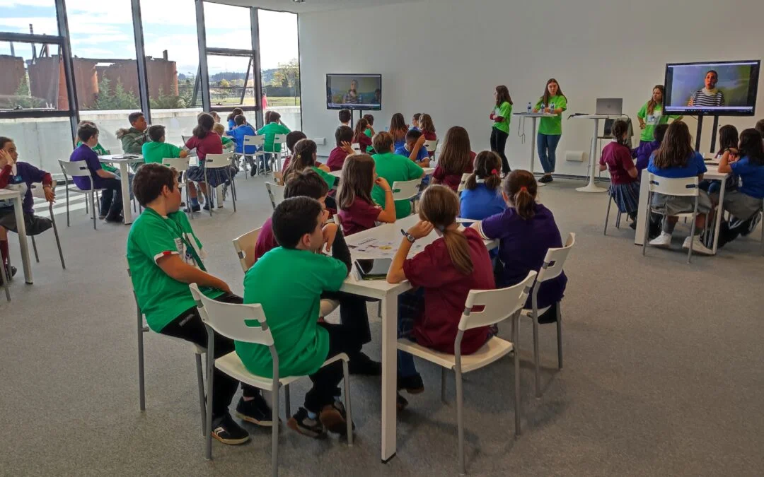 Presentada una guía para promover la presencia de la mujer en la ciencia a través del desarrollo de competencias STEAM