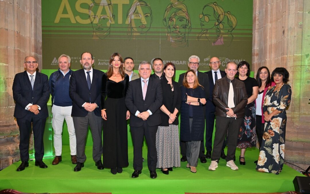 ASATA entregó ayer sus galardones anuales a las sociedades laborales Principado Prevención, Delegastur y al doctor Carlos Zarco