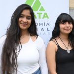 Daniela y Tatiana, las ganadoras del concurso III Premios de Educación para el Desarrollo