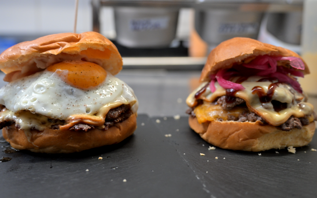 Nacho’s Burger, ganador del Premio al Mejor Proyecto Empresarial 2026 en los XXII Premios ASATA